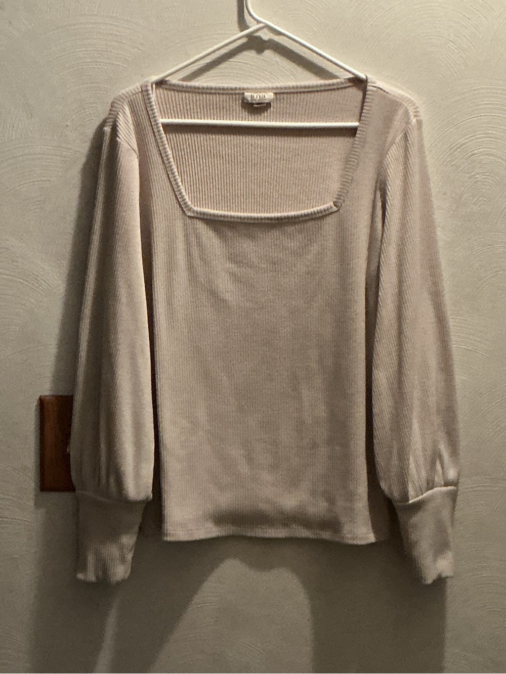 a.n.a. Women’s Square Neck Long Sleeve Sweater - Cream. Size XL. Puff Sleeves.